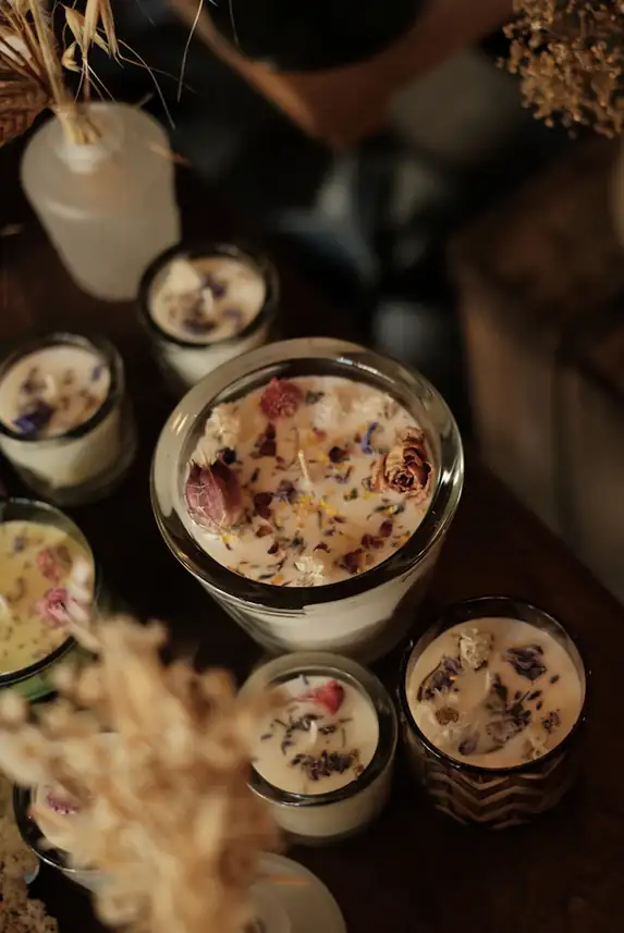 Bougie fleurs séchées